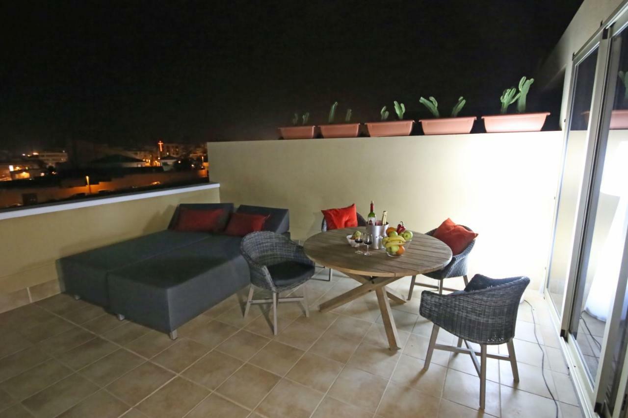 Appartement La Perla By Rentmedano Superb Luxury Duplex, Private Roof Terrace, Ocean View, Pool, Wifi And Parking à El Médano Extérieur photo